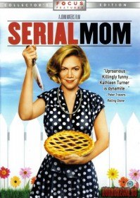 Мамочка маньячка / Serial Mom (1994) Мамочка маньячка / Serial Mom (1994)
